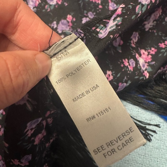 Romeo & Juliet Floral and Fringe Open Front Kimono Robe - Women’s Small - Medium - Picture 7 of 7